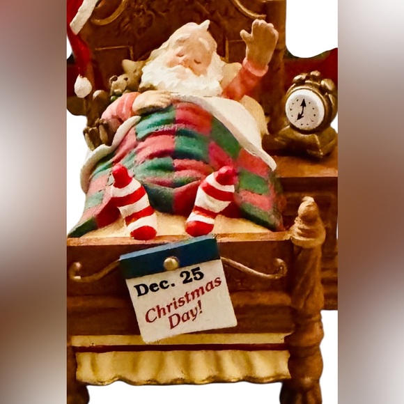 Hallmark ornament 2001 Snoozing Santa wind up working alarm clock NWT - Picture 3 of 5